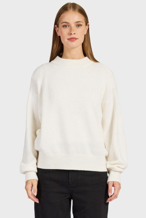 Athensvibe.shop32fad667ab 2