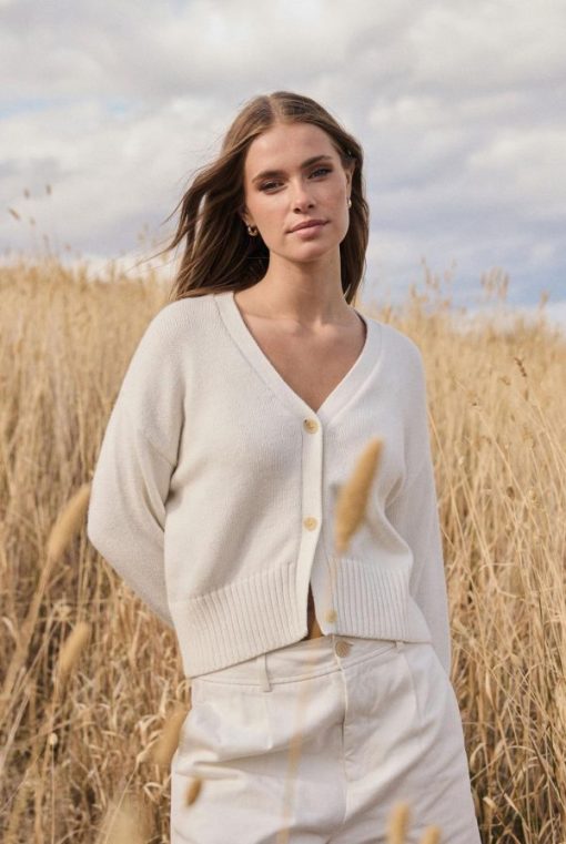 Athensvibe.shopcc83f53492 1