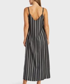 Athensvibe.shopd0b8f30549 5